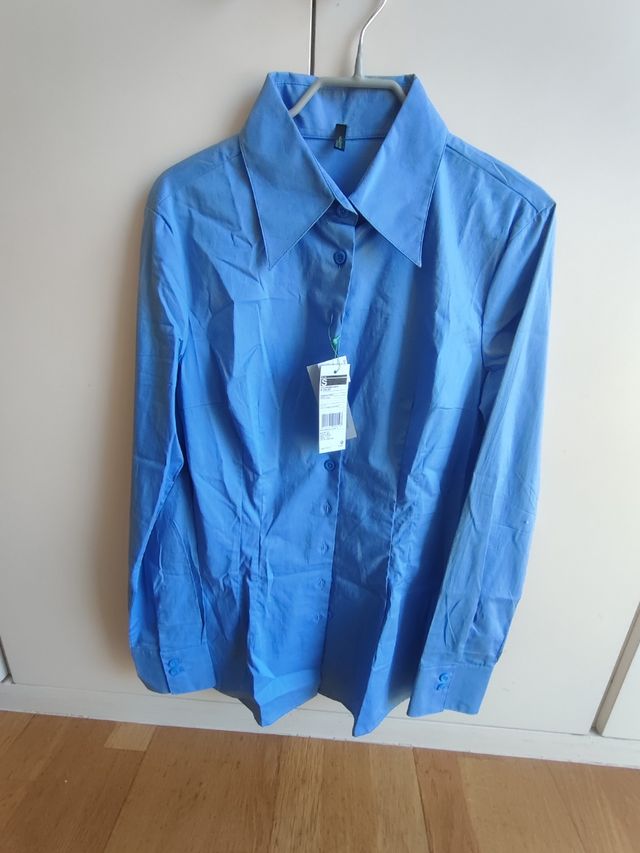 Benetton camisa S sin estrenar