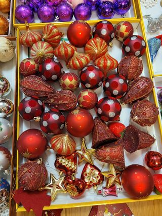 Lote bolas de navidad aprox. 420 bolas