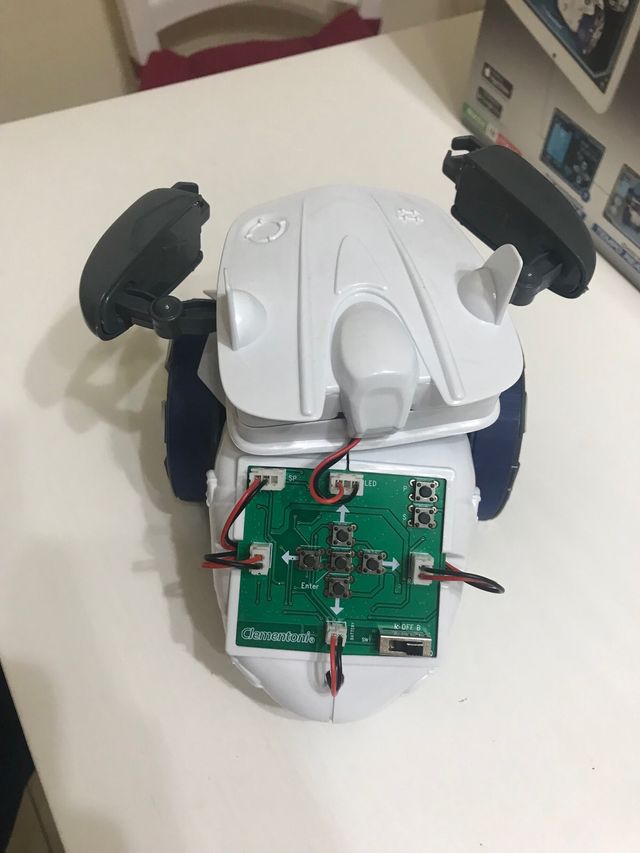 Robot Clementoni
