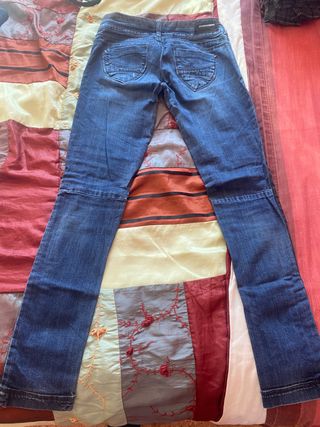 Pantalón vaquero motero