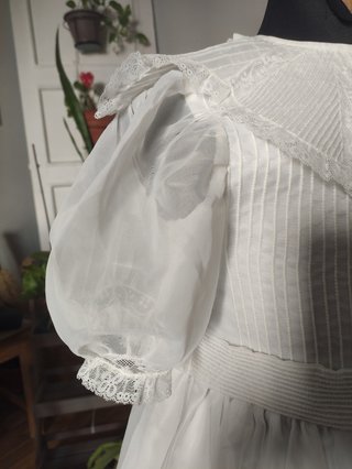 Vestido comunión talla 115 en perfecto estado