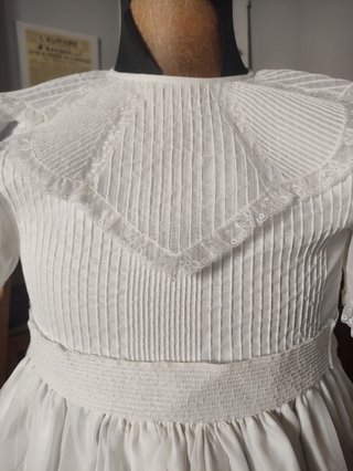 Vestido comunión talla 115 en perfecto estado
