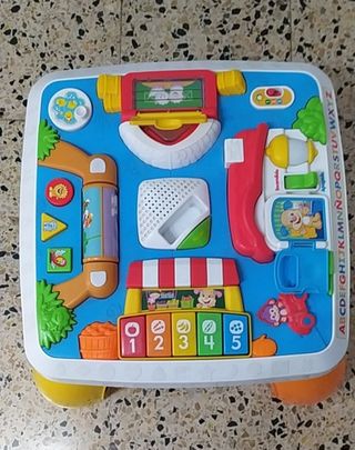 Mesa actividades Fisher price