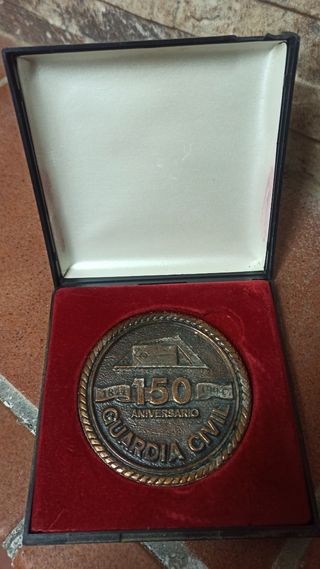 Guardia Civil. Medalla conmemorativa 150 años.