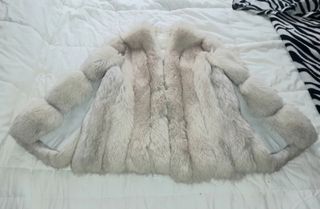 Abrigo de lomos de Zorro increíble M