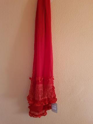 ALMATRICHI. Fular ideal.