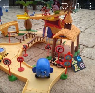 Circuito jungla sobre ruedas