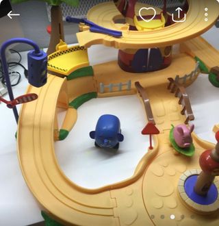 Circuito jungla sobre ruedas