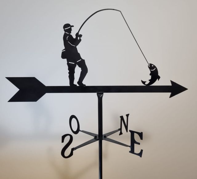 Veleta de forja Trucha, de 80x80cm.