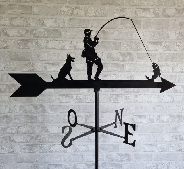 Veleta de forja Trucha, de 80x80cm.