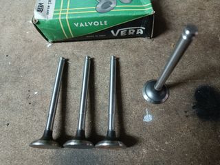 VALVULAS ESCAPE FIAT 128.