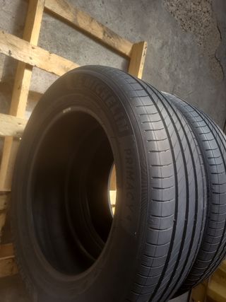 Vendo 2 neumáticos en perfecto  estado 