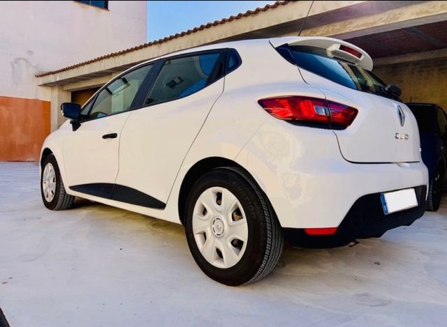 RENAULT CLIO 1.5 dCi Authentique 75 cv 5p