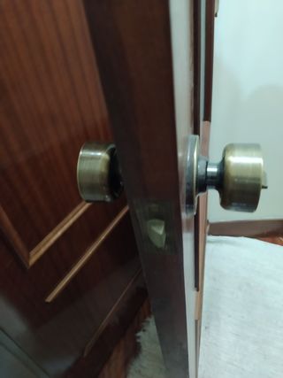 Puerta Maciza con Pescador Serigrafiado 