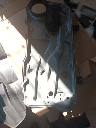 Elevalunas Volkswagen golf 4