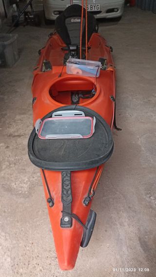 Kayak de pesca ikapia angler con sonda nueva