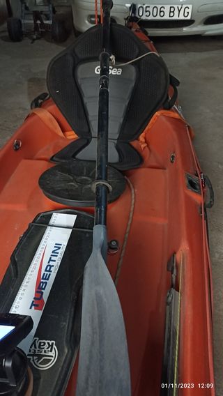 Kayak de pesca ikapia angler con sonda nueva