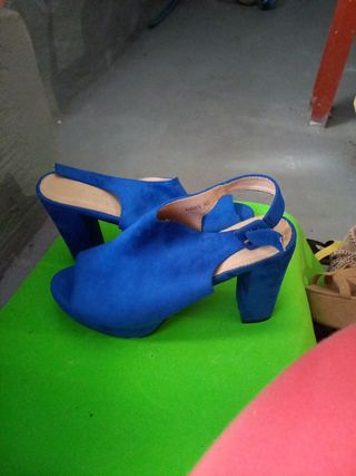 urge por mudanza Zapatos talla 38 y 39