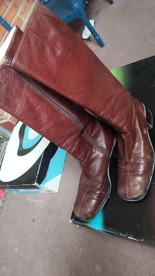 Botas altas de piel Pons Quintana