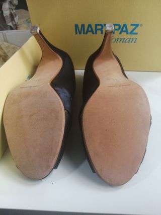 Zapato de tacon alto