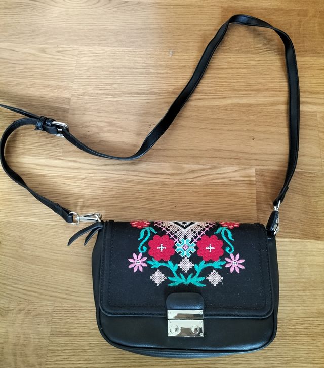 Bolso negro