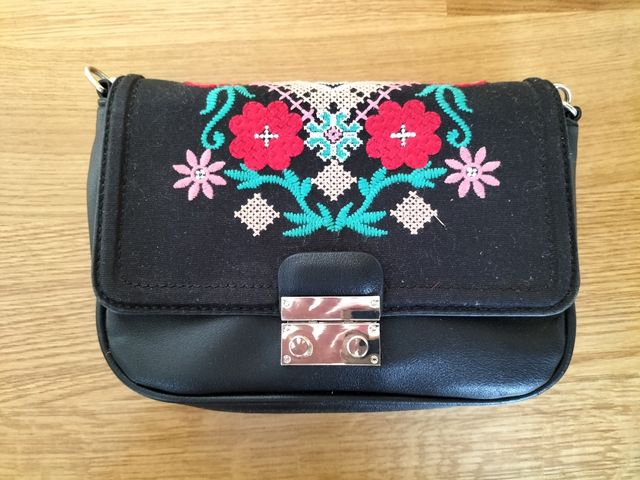 Bolso negro