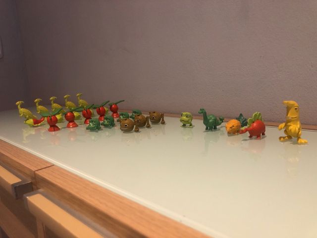 🎁 REGALO🍍🦕 MINI VEGASAURIOS LIDL