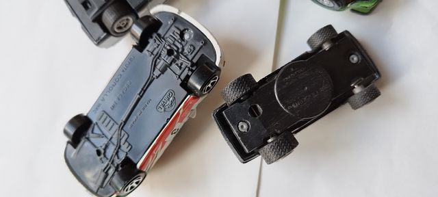 Lotto modellini 1/64 e 1/43