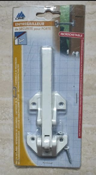 CIERRE DE SEGURIDAD PARA PUERTA