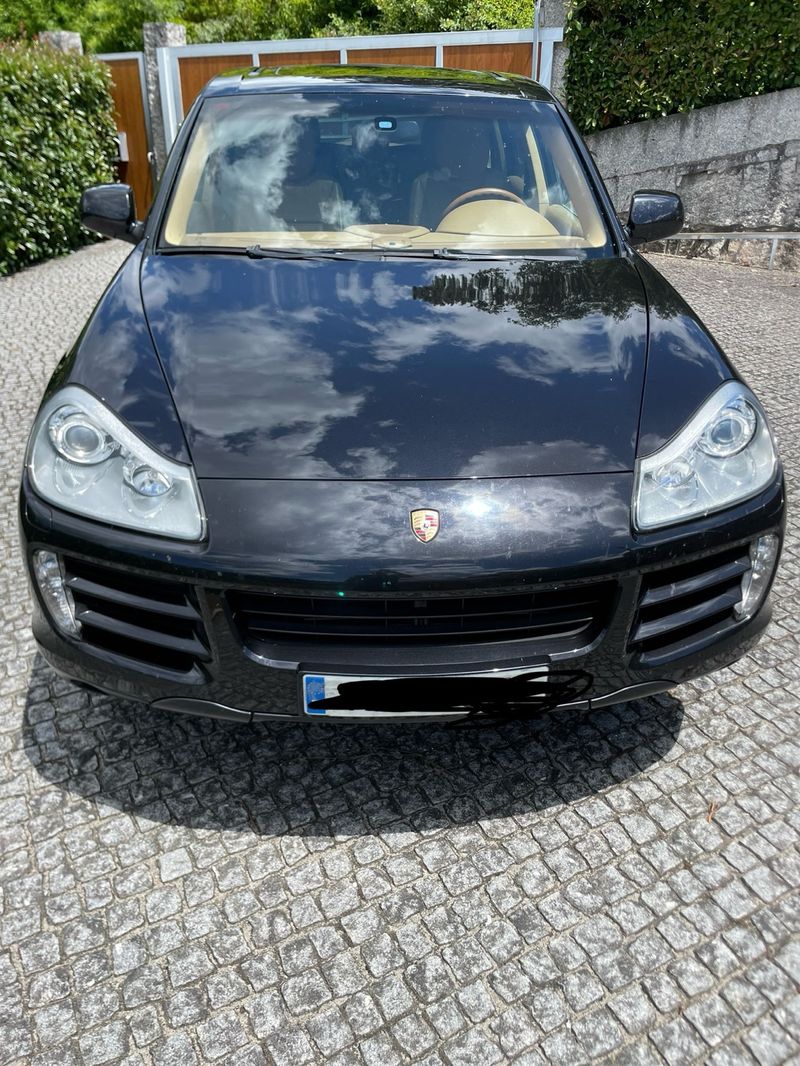 Porsche Cayenne 2009 - foto 1
