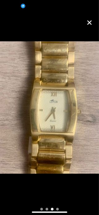 reloj Lotus con baño de oro 24K muñeca pequeña
