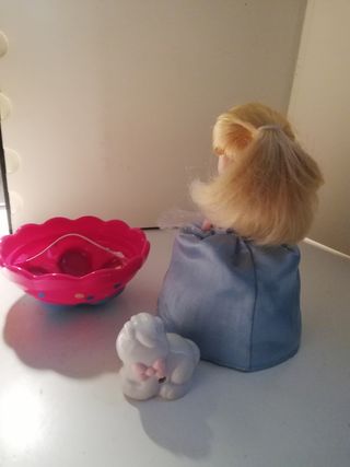 Muñeca tipo dulcelina y mascota