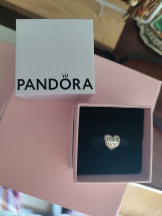 Pandora. Es una niña!!! Abalorio