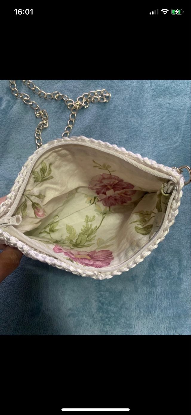 borsetta fatta a mano