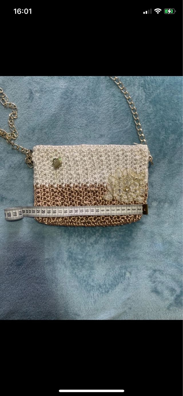 borsetta fatta a mano