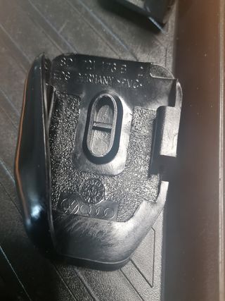 Audi A4 b8 2007 pedales y reposa pie.