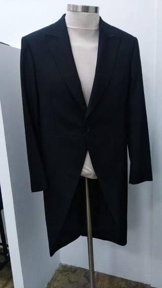 26 Chaqués ceremonia