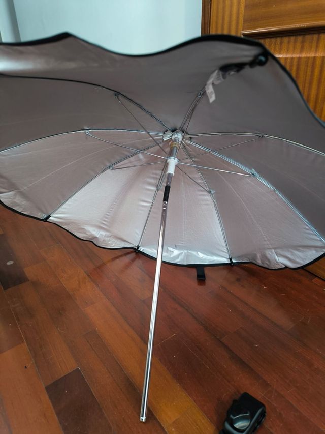 Sombrilla ajustable para carrito de bebé
