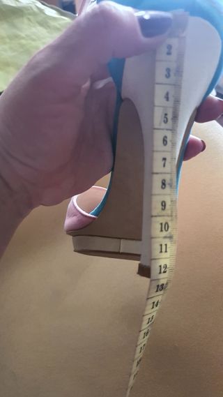 Zapato tacón muy bonitos