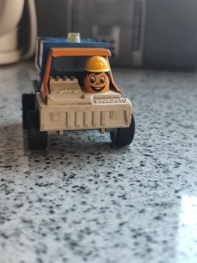 Camión de basura Panchito Gozan