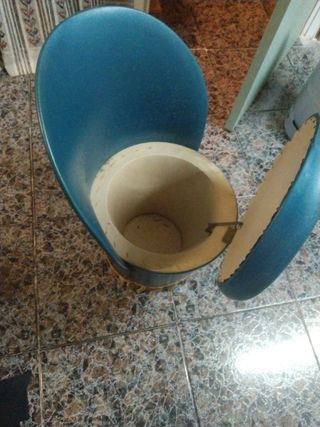 Sillón puff azul vintage