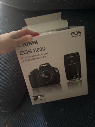 camara canon 1100D