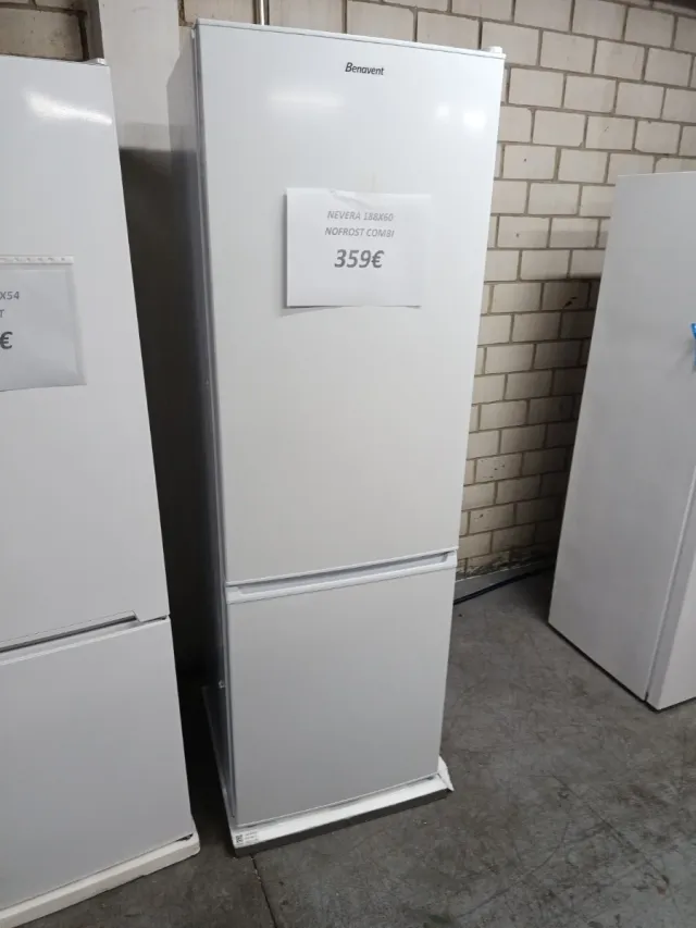 Nevera 188x60 Nofrost Benavent