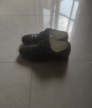 Scarpe cuoio bambino taglia 36