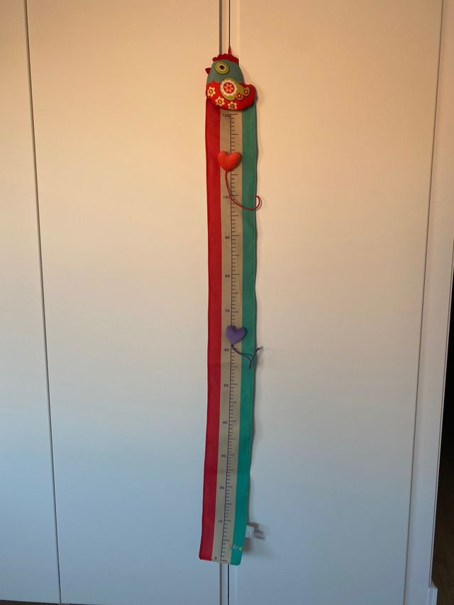 Medidor de pared para niños y niñas