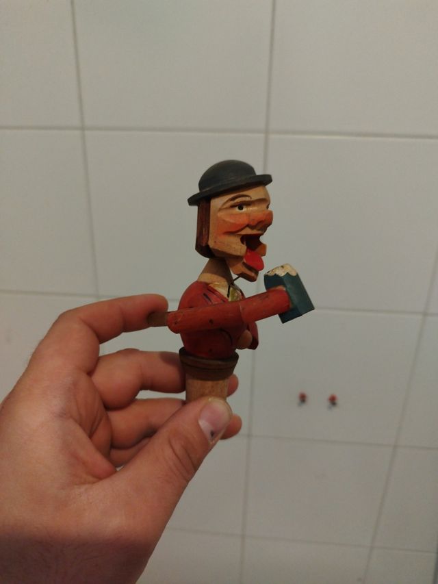 Tapón botella marioneta automata