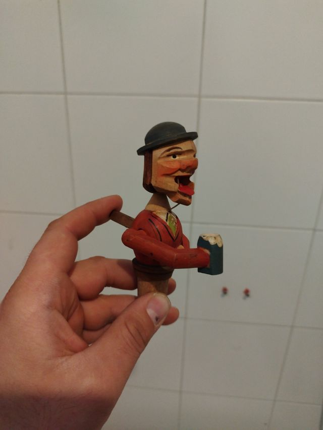 Tapón botella marioneta automata