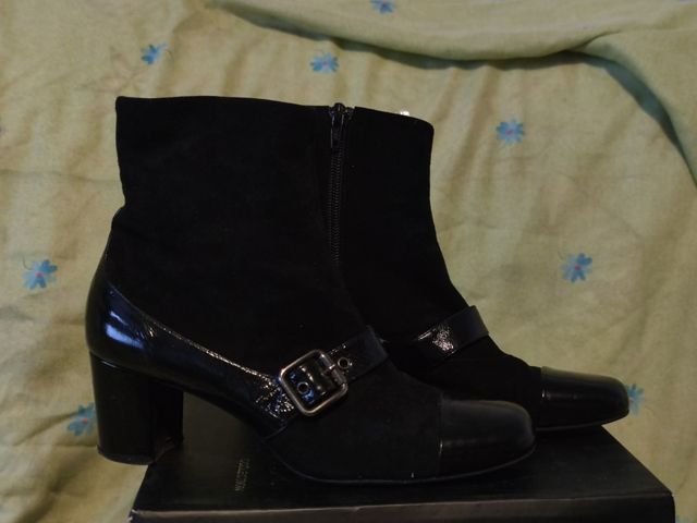 Botines, botas cortas, negros mujer