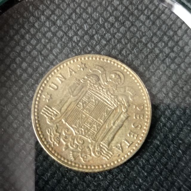Monedas 1 peseta 1975