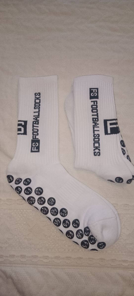 2 pares de calcetines 